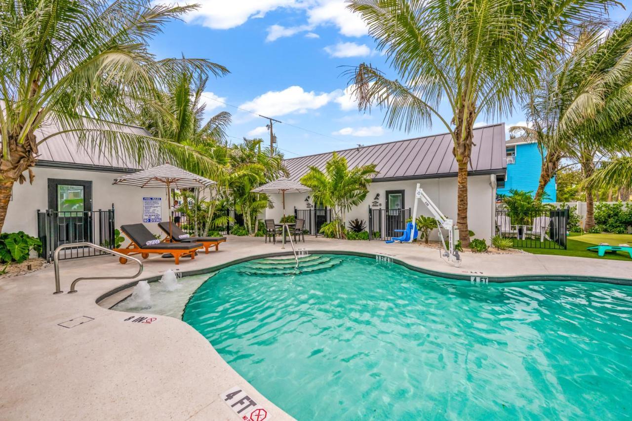 The Retreat At Anna Maria Island Inn Bradenton Beach Exterior foto